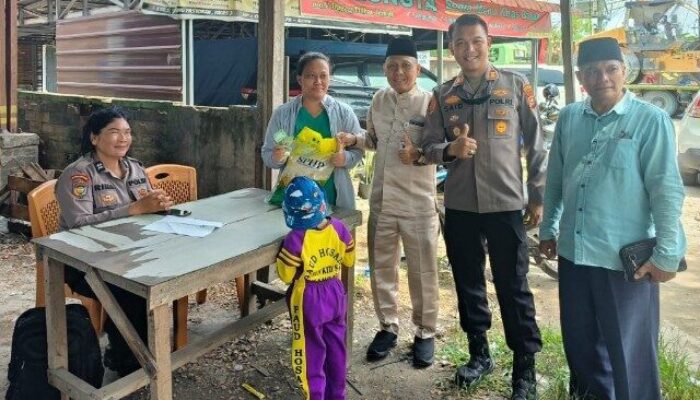 Gerakan Pangan Murah Polsek Rumbai, 2 Ton Beras Habis Diserbu Warga
