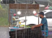 BMKG Pekanbaru: Riau Berpotensi Hujan Lebat Disertai Petir, Waspadai Angin Kencang