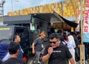 Brimob Riau Dirikan Dapur Lapangan, Ribuan Suporter PSPS Nikmati Hidangan Gratis