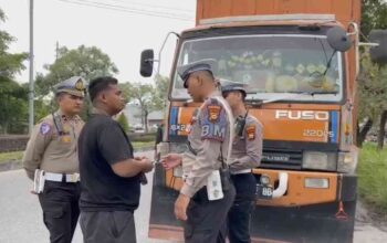 Polresta Pekanbaru Tekan Pelanggaran Lalin di Operasi Zebra, Truk ODOL Ikut Ditindak